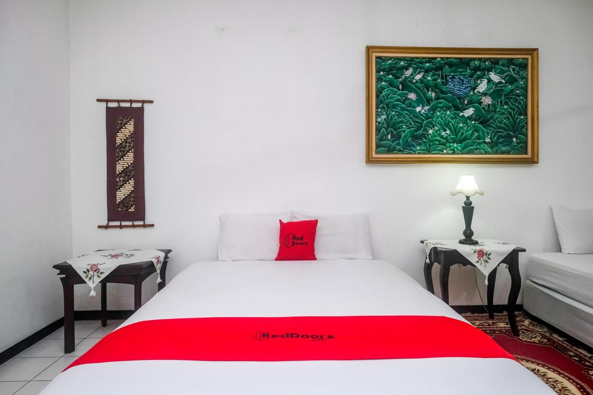 Reddoorz Syariah At Griya Raharja Klaten Экстерьер фото