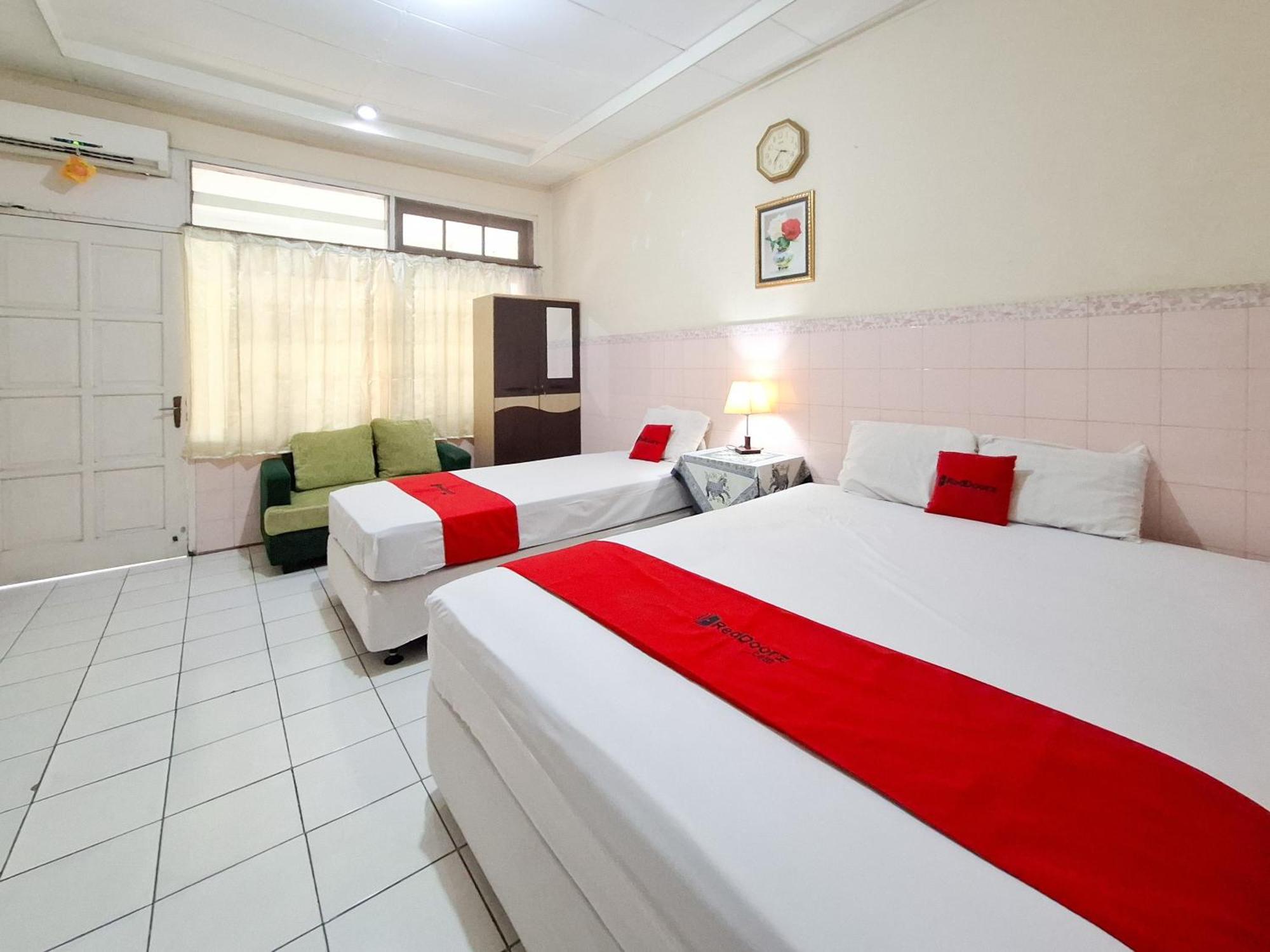 Reddoorz Syariah At Griya Raharja Klaten Экстерьер фото