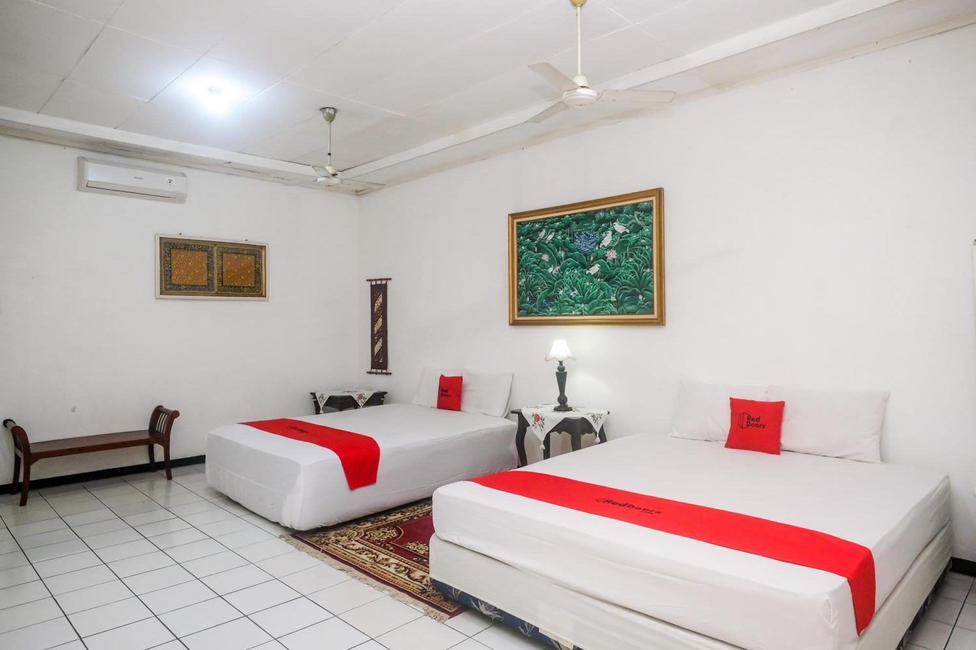 Reddoorz Syariah At Griya Raharja Klaten Экстерьер фото