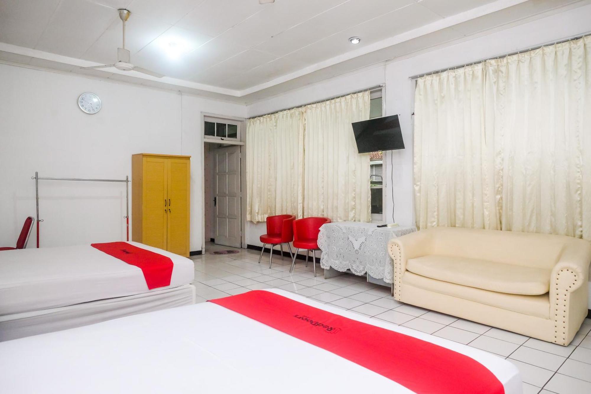 Reddoorz Syariah At Griya Raharja Klaten Экстерьер фото