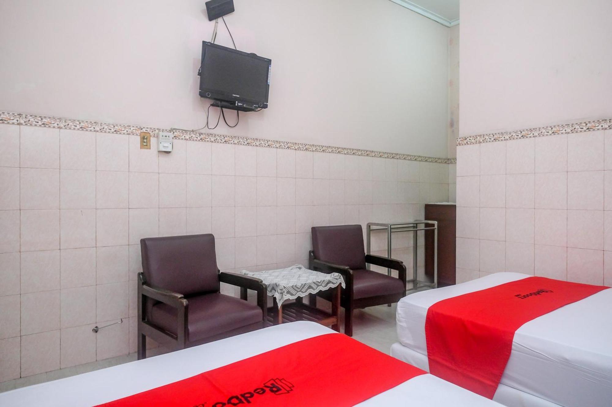 Reddoorz Syariah At Griya Raharja Klaten Экстерьер фото