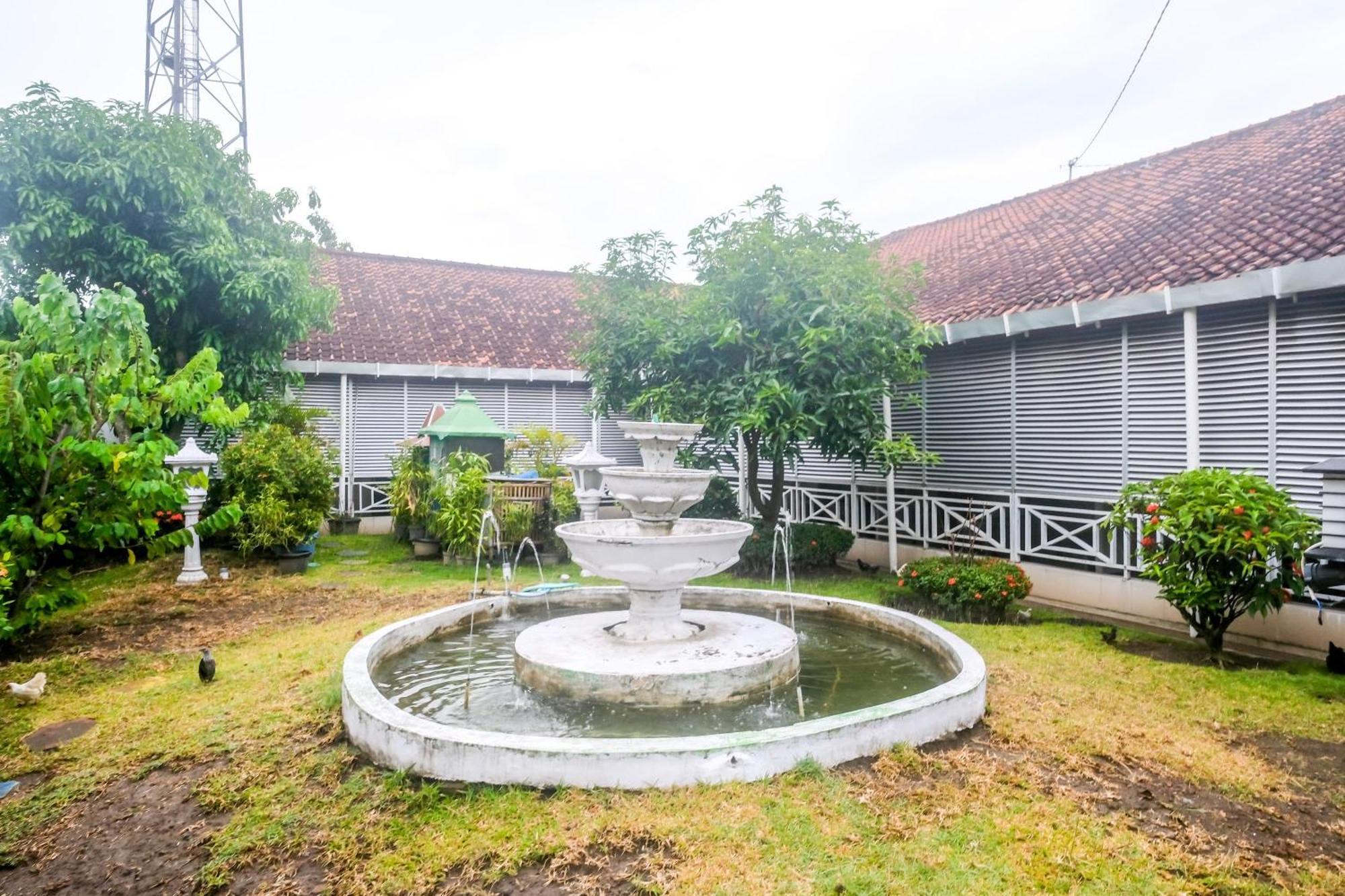Reddoorz Syariah At Griya Raharja Klaten Экстерьер фото