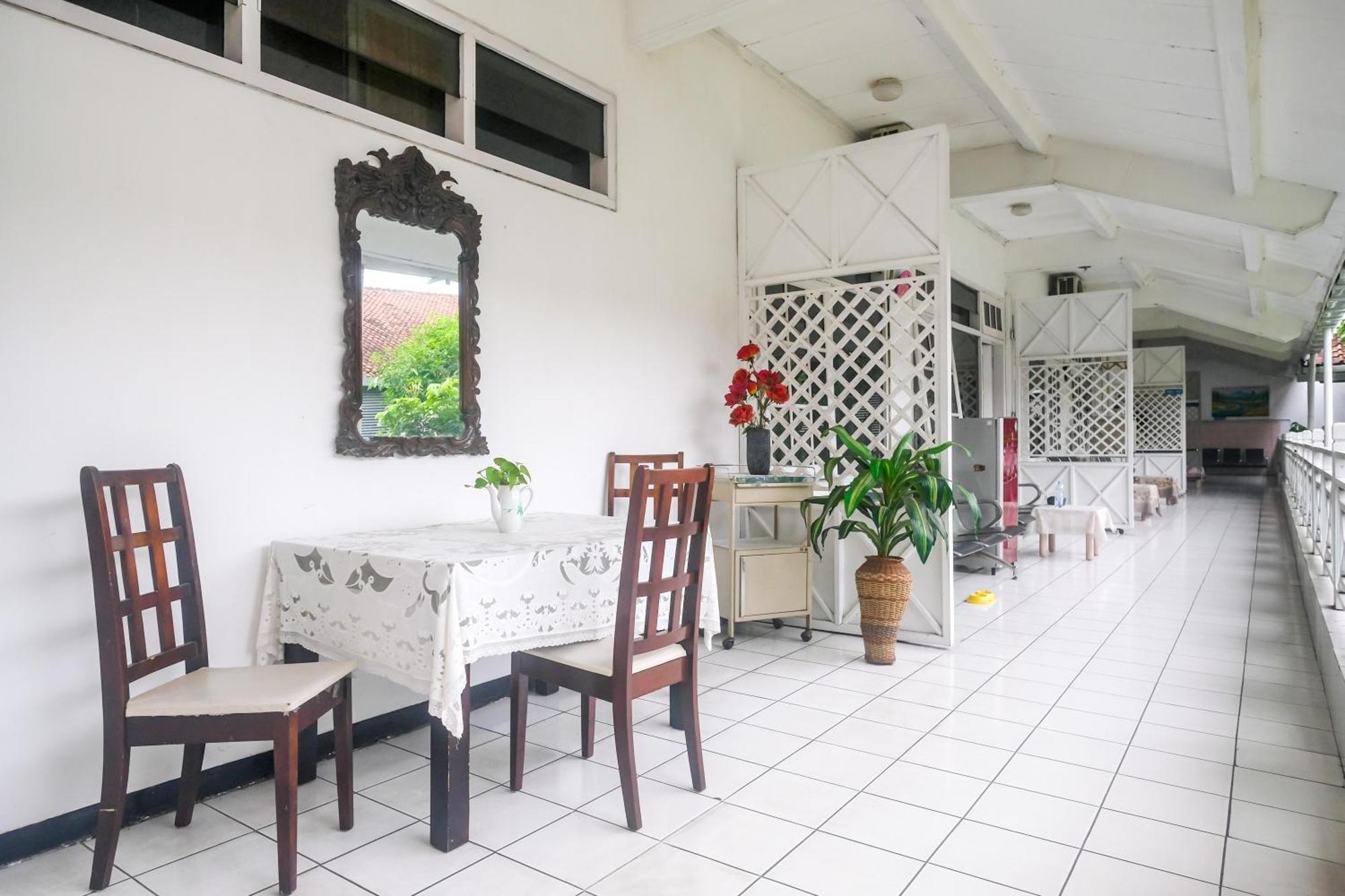 Reddoorz Syariah At Griya Raharja Klaten Экстерьер фото