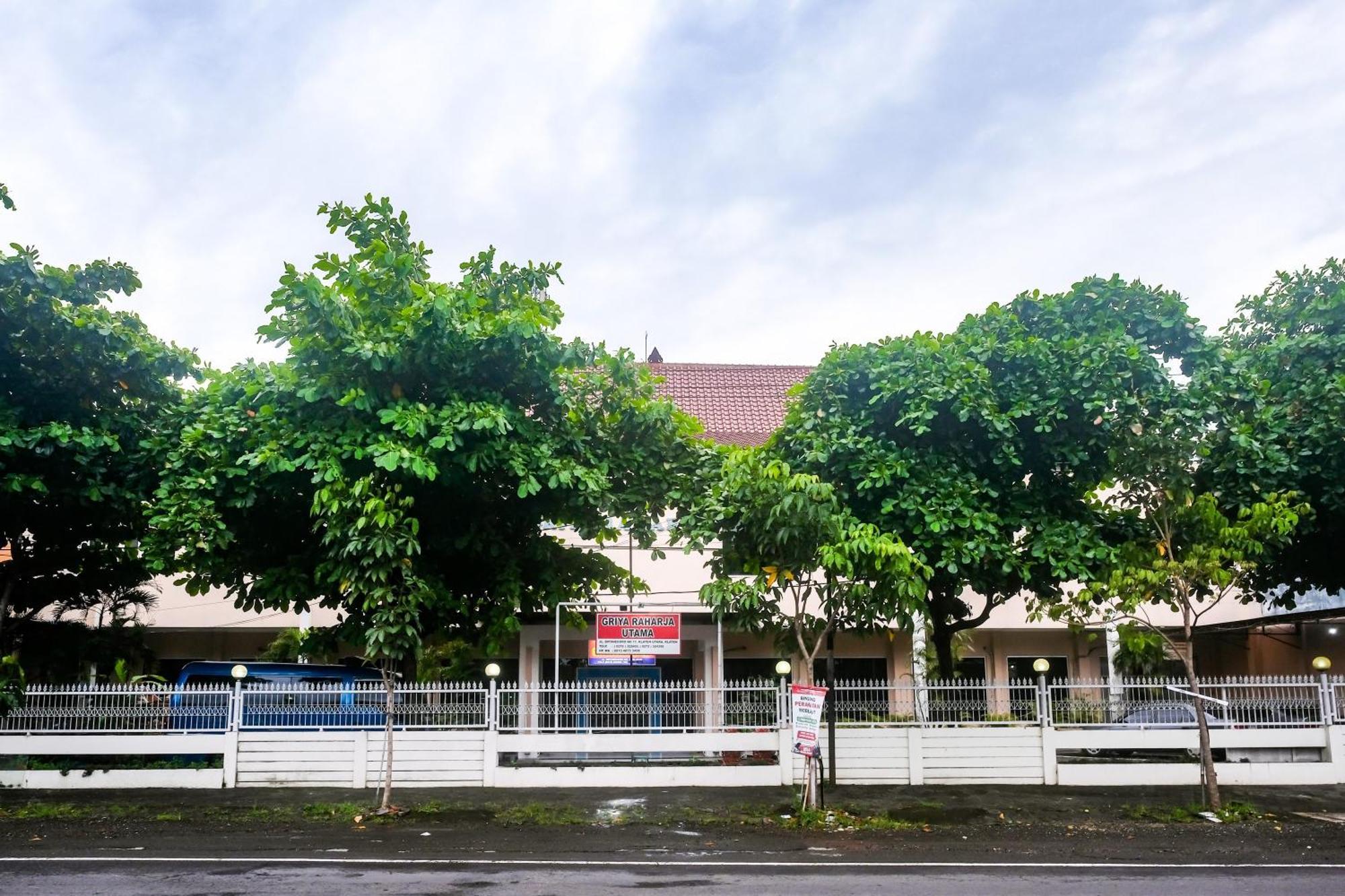 Reddoorz Syariah At Griya Raharja Klaten Экстерьер фото