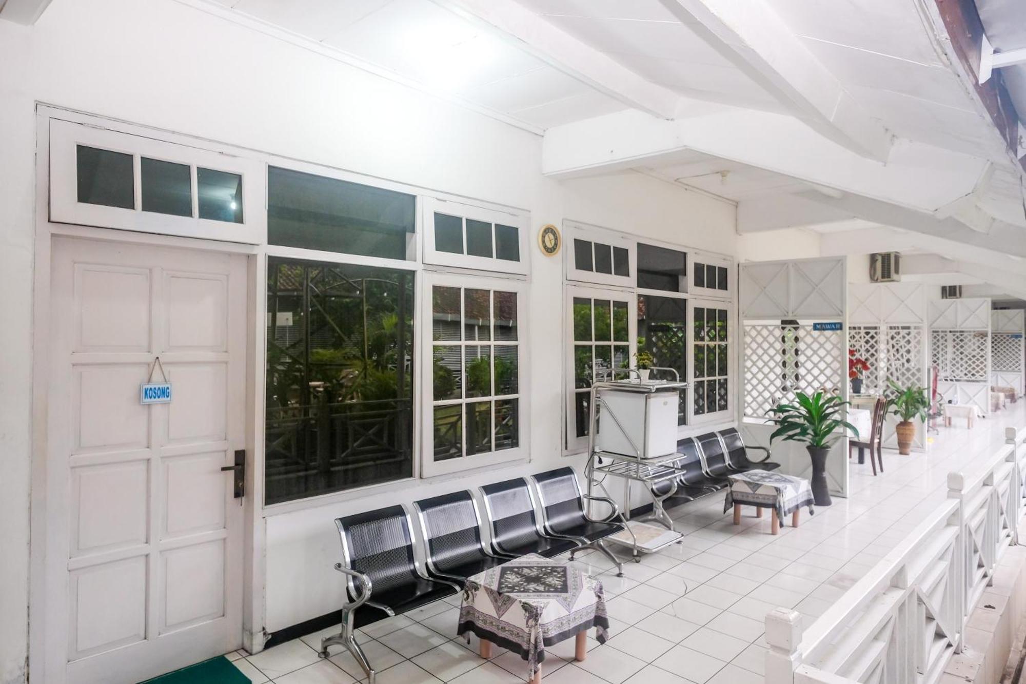 Reddoorz Syariah At Griya Raharja Klaten Экстерьер фото